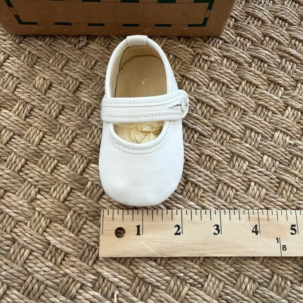 Vintage Bear Feet Baby Girl White Mary Jane Shoes Size 2